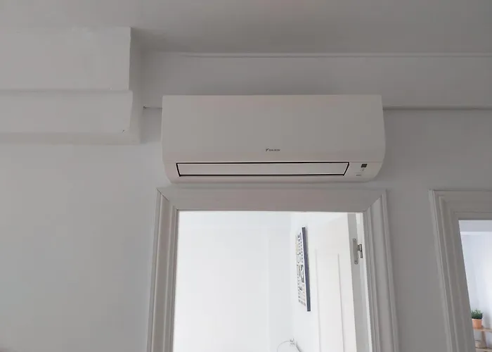 La Zurri Near Kursaal Apartment